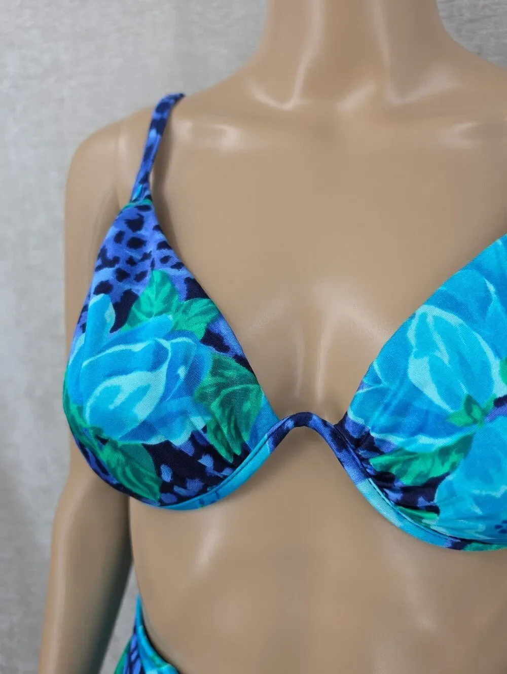 Vintage Blue Floral Underwire High-Waist Bikini Swimsuit